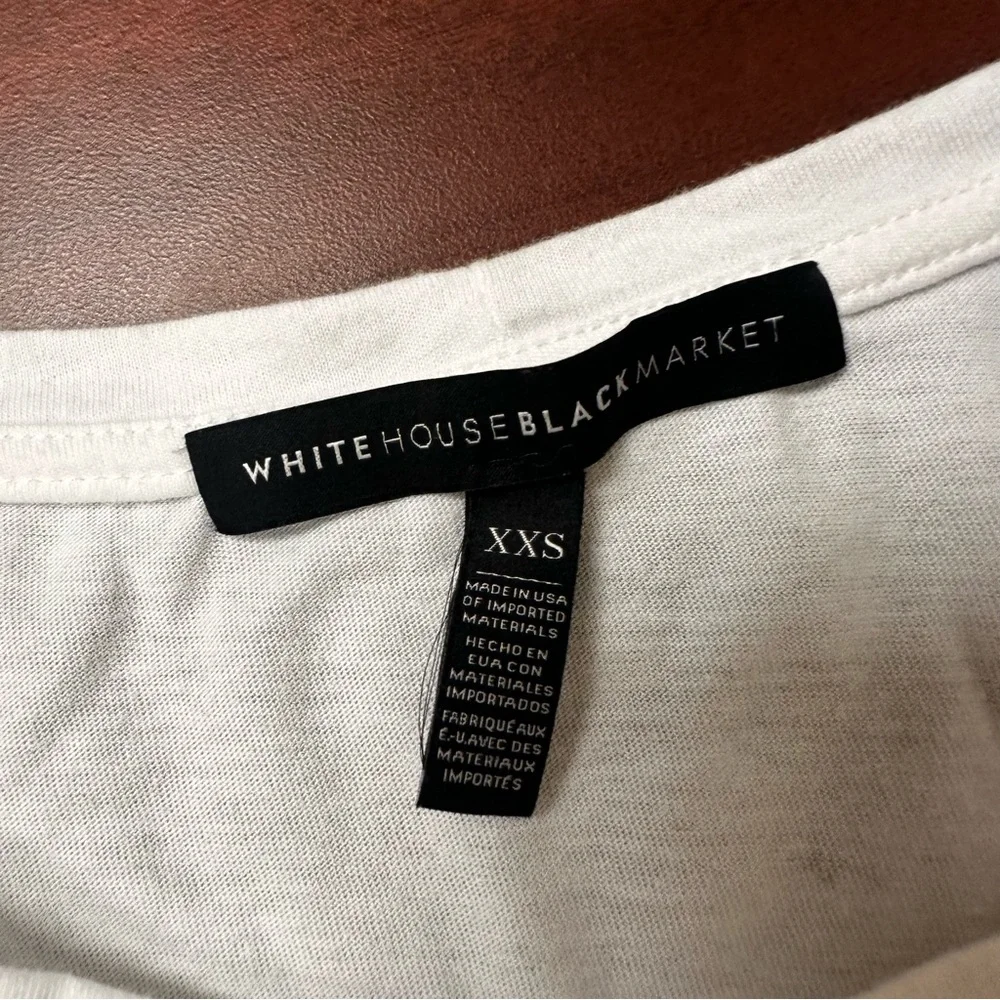 White House Black Market Ivory Top Womens size XXS White Ruffled S/S Stain - Picture 3 of 7